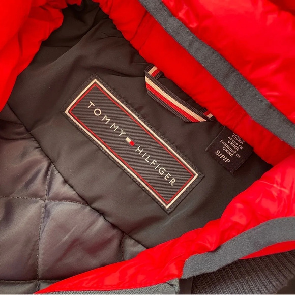TOMMY HILFIGER Logo-Embroidered Quilted Navy Red Bomber Jacket Down Lining Small - Picture 16 of 16
